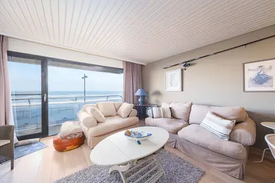 Image de Appartement avec vue sur la mer depuis la terrasse