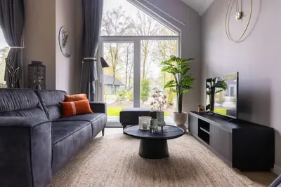 Image de Villa éco à Latour près de l'étang