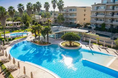 Image de Vp Flat with Balcony and Pool View