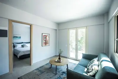 Image de Cozy two-bedroom apartment just 160m from the beach