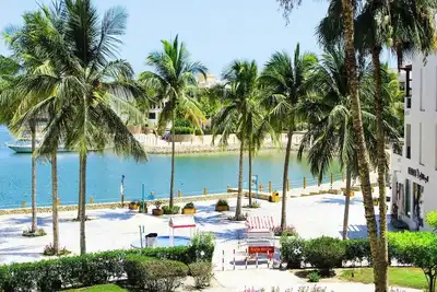 Image de Coastal 2-Bedroom Getaway