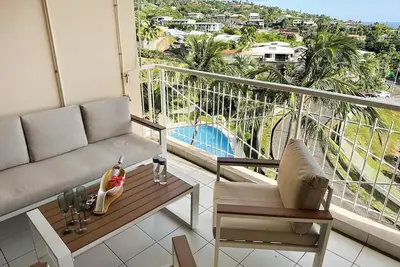 Suite Turoa - Vue, piscine et wifi