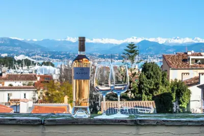 Image de Two bedrooms with a fantastic view in Antibes old town