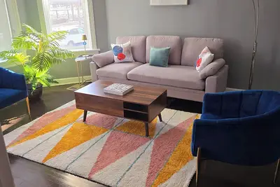 Image de The Beautiful, Quaint 2 Bedroom Green Escape Greystone