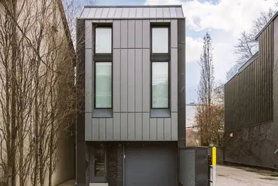 Image de Urban Elegance Home in Yorkville | 3bed3baths