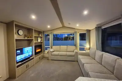 Image de Peaceful and fun family stay with entertainment, swimming and more. Dogs welcome