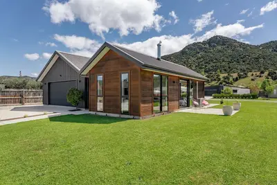 Image de The Alpine Patch - Wanaka Holiday Home
