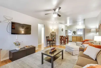 Image de 5 Mi to Oregon Zoo: Apartment w/ Private Yard