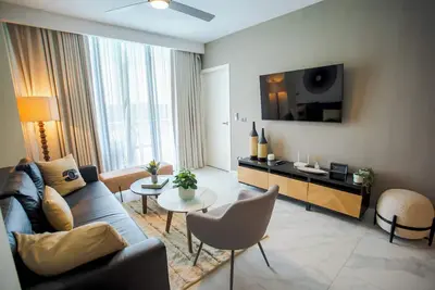 Image de New elegant & stylish apartment with Private Jacuzzi & Awesome Pool View