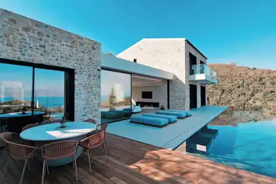 Image de Luxury Villa with Infinity Pool & Sea Views in Northeast Corfu
