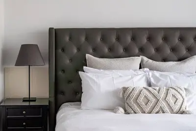 Image de Cozy charm: Fresh studio in the heart of Lorne
