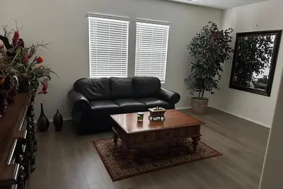 Image de Charming Casita with private entrance in beautiful and secure neighborhood.