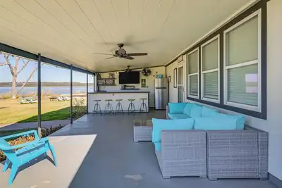 Image de Dock & Patio: Possum Kingdom Lake House