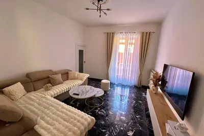 Image de Cozy apartment ideal for families 10 min from the sea and mountains