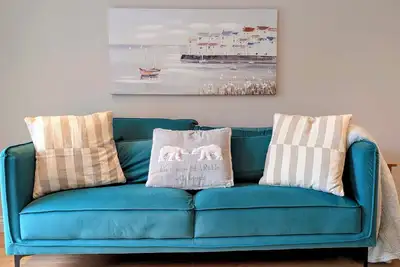 Image de Charming Townhome Retreat – Close to Manchester
