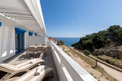 Image de Two-Bedroom Apartment - Mikro Nisi