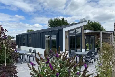 Image de Merveilleuse maison de vacances privée pour 8 personnes avec Wifi, Tv et terrasse