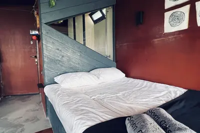 Image de Koala Hut - Luxurious treehouses with outdoor hot tub