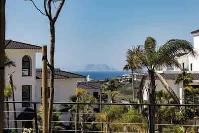 Image de Brand New Gorgeous 2 Bed Property @ Estepona Hills