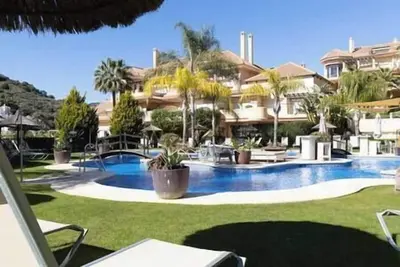 Image de Stunning 2 Bedroom Apartment in Aloha Hill Club