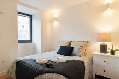 Image de Enjoy this cozy and simple apartment. It is perfect for your stay while. . .