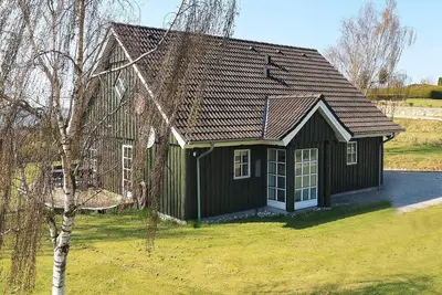 Image de Maison de vacances pour 8 a Løgstrup-By Traum