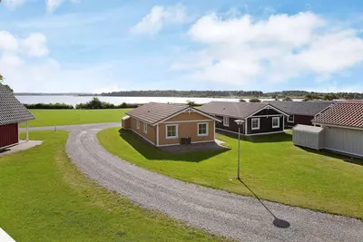 Image de Maison de vacances pour 8 dans un parc de vacances a Gråsten
