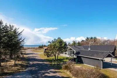 Image de Maison de vacances pour 10 a Løgstør-By Traum