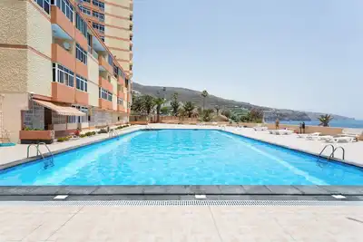 Image de Home2Book Cozy Coastal Duplex & Pool, Caletillas