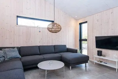 Image de Maison de vacances pour 10 a Glesborg-By Traum