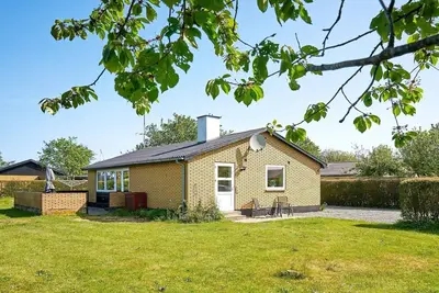 Image de Maison de vacances pour 6 a Rønne-By Traum