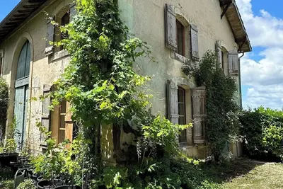 Image de Gîte idyllique au milieu des vergers, et des tournesols, sud-ouest de la France.