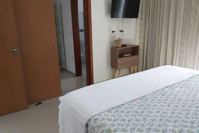 Image de Promoção, 3 quartos sendo duas suítes, um banheiro, vista mar perto do centro