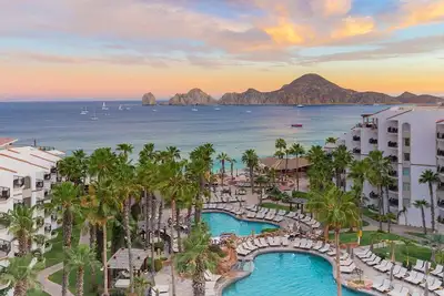 Villa del Palmar Cabo Cozy condo in beautiful Cabo San Lucas with fitness room,