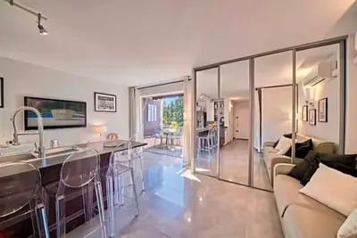 Image de Sea Tropez - 4 Personnes - terrasse vue mer - Parking