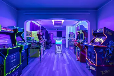 Image de Jumbotron, Arcade, Themed Rooms, Theater