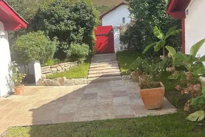 Image de Maison de charme rénovée au pied des sentiers de randonnée, mer et golfs à 10 Mn