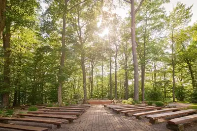 Image de Champion Hotel | Queen Family Room + Extra Privacy