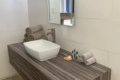 Image de Charming 2-bedroom apartment with Ac, WiFi in beautiful Guánica