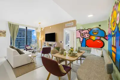 Image de 3005 - Luxury 2-Bedroom Apartment with Exclusive Mural, Pool, Gym and Ps5!