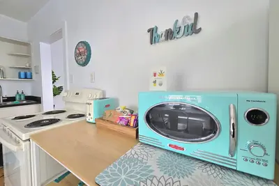 Image de 2 Br: Washington Ave: Walk to Downtown, Parks and Restaurants