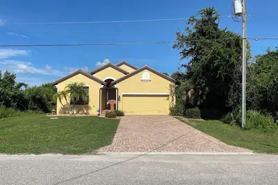 Image de New Innisfree at Rotonda Lakes  Luxury 3 Bed/2 Bath Villa 10 mins to beach