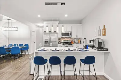 Image de Full House, 7 Bedrooms, 9 Beds, 4 Bathrooms Close to Nyc & Ewr