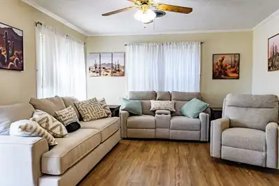 Image de Tranquil 3-bedroom house in charming Cherokee