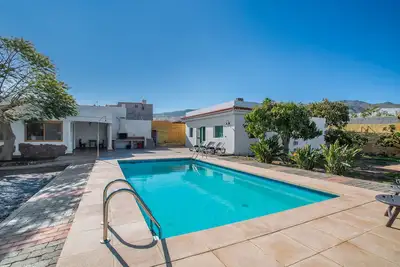 Image de Vacances 'Casa El Salitre' avec vue sur les montagnes, piscine privée et Wi-Fi