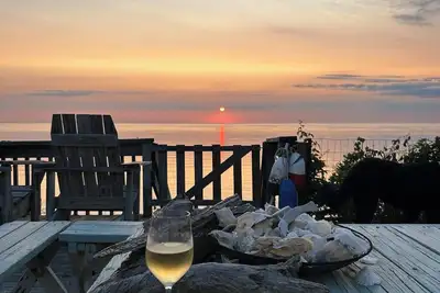 Image de Beach Bettie's - Serene, charming cottage located on the Chesapeake Bay!