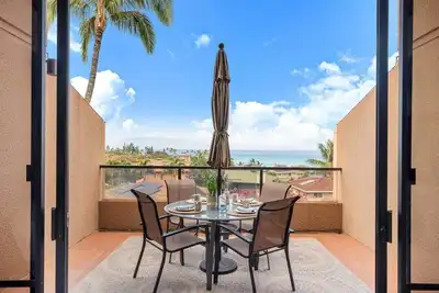 Image de Breathtaking Oceanview 2bd With Central Ac - Kahana Villa E706