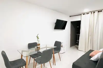 Image de Just a few minutes from the beach with a beautiful view from the balcony, enjoy!