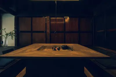 Image de Mahora Nishinotani is an old private house inn built over 120 years ago. Surrounded by the nature of Myoko, enjoy hearth cooking, earthenware rice pots, and bonfires. 3 minutes from ski slopes, ideal for a stay to enjoy nature.