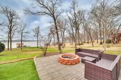 Image de Home on Lake Fork: Patio, Grill & Fire Pit!